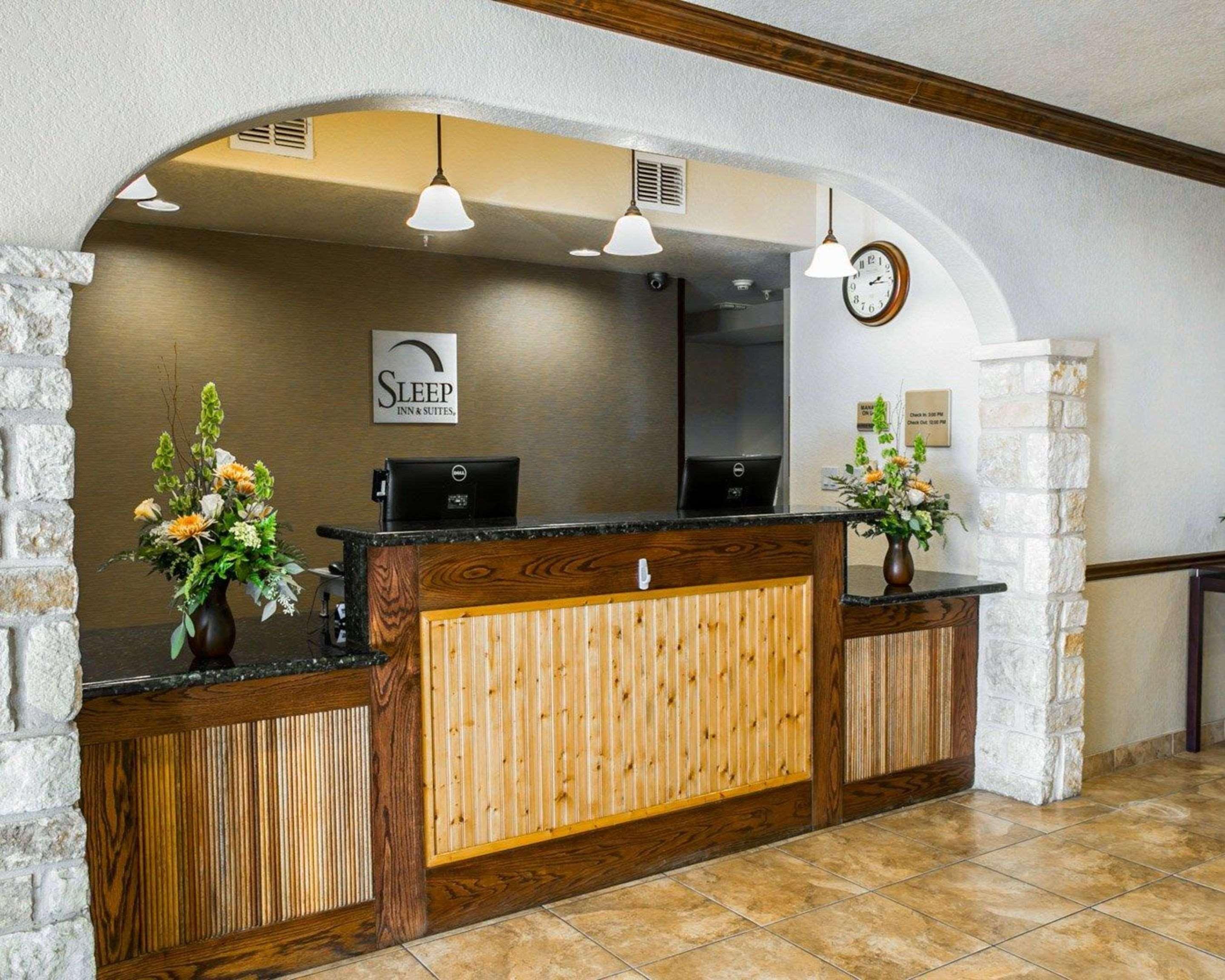 Sleep Inn & Suites Gonzales Near Palmetto State Park Exteriör bild